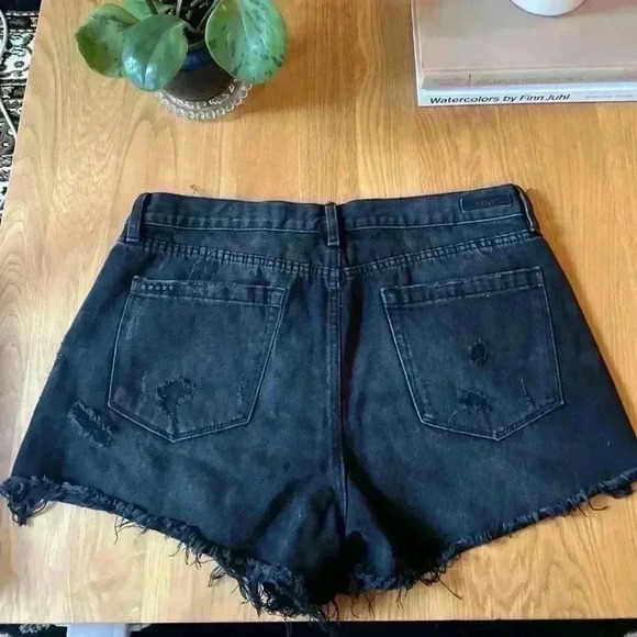 Blank NYC Black Distressed Denim Shorts - Size 31 - Picture 2 of 6